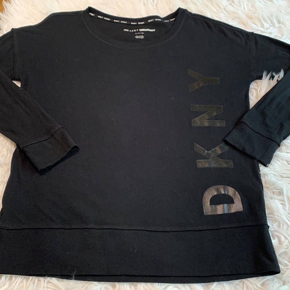 🟢3 for $20—DKNY Sport crew neck pullover long sleeve tshirt logo print relax fit